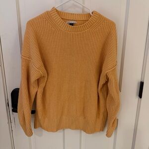 Cozy oversized orange Sweater